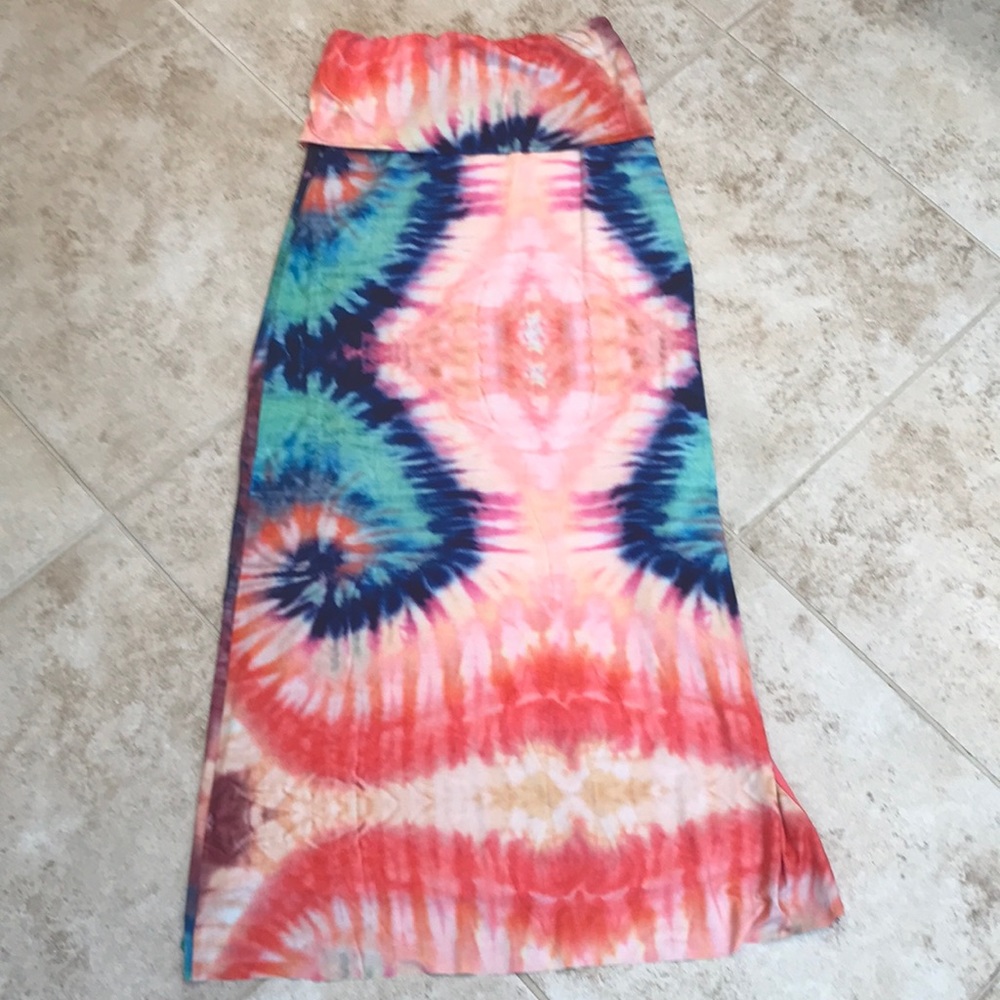 Tie die maxi skirt